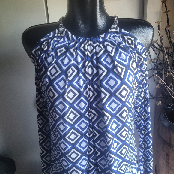 Michael Kors Blue and White Square Print Long Sleeve Cold Shoulder Top M - Picture 6 of 7